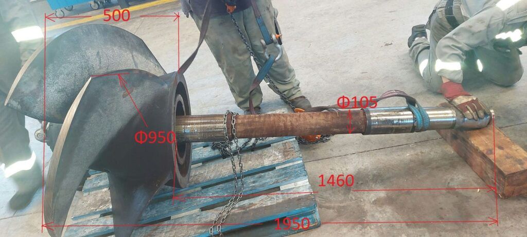 Sea water pump lower shaft with impeller, preliminary inspection and measurements