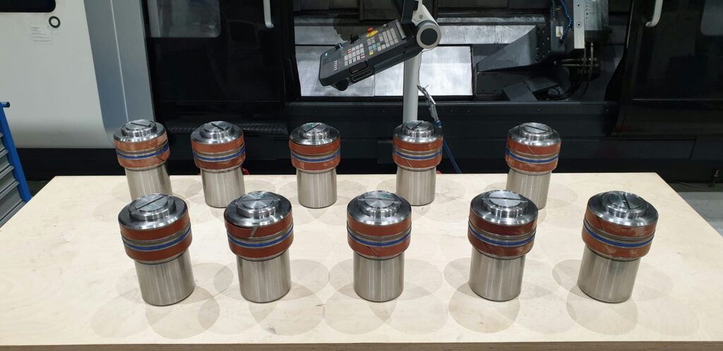 Manufacture of new hydraulic pistons