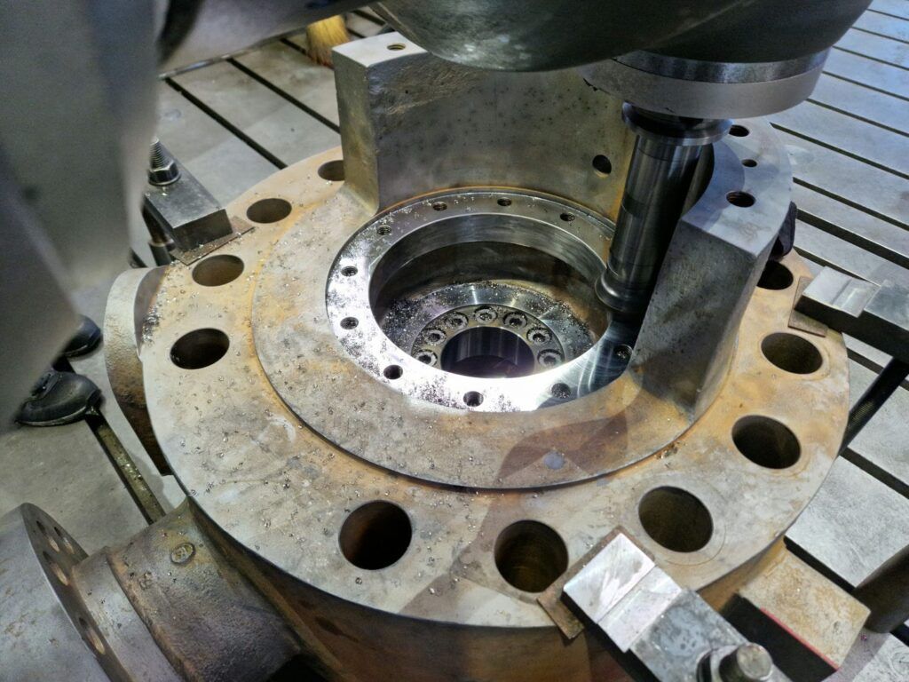 Machining of high-pressure pressure pump casing