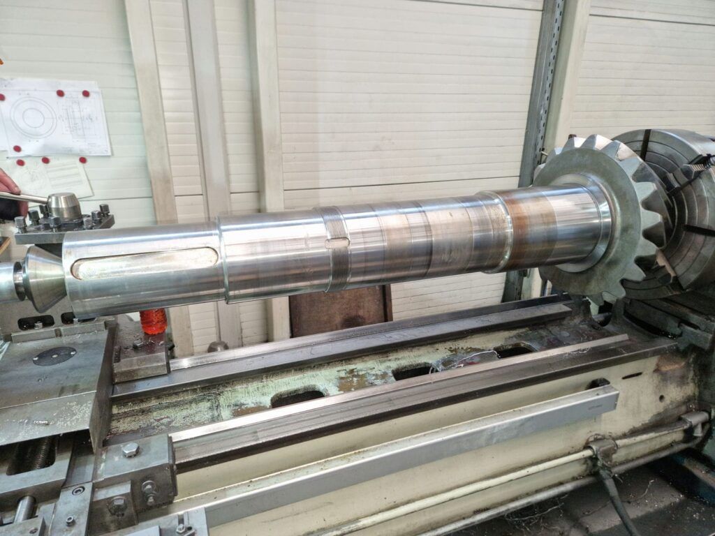 Input shaft during machining on conventional turning lathe