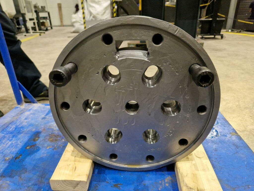 Modification of coupling holes